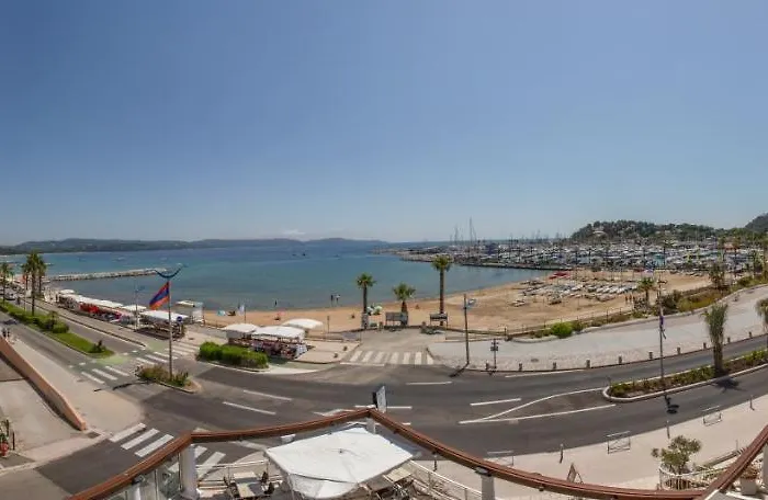 Les Alizés Hotel 3*